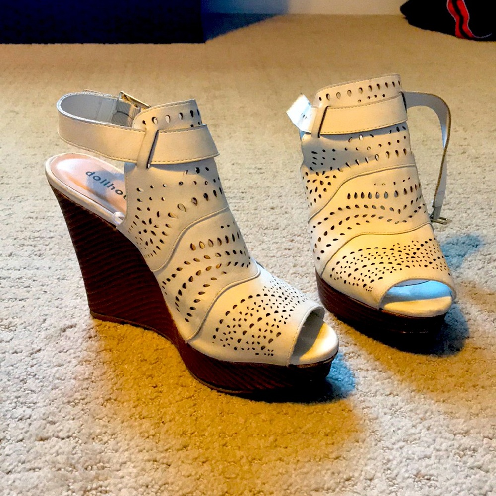 White open toe wedge